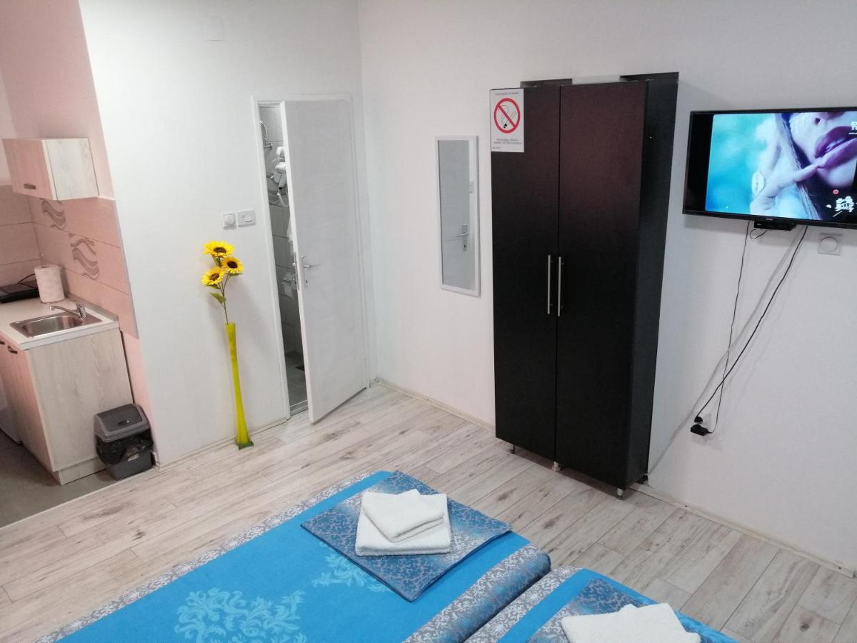 Mitic Apartmani 1 Ni Exteriér fotografie