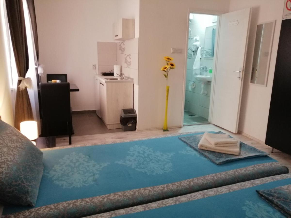 Mitic Apartmani 1 Ni Exteriér fotografie