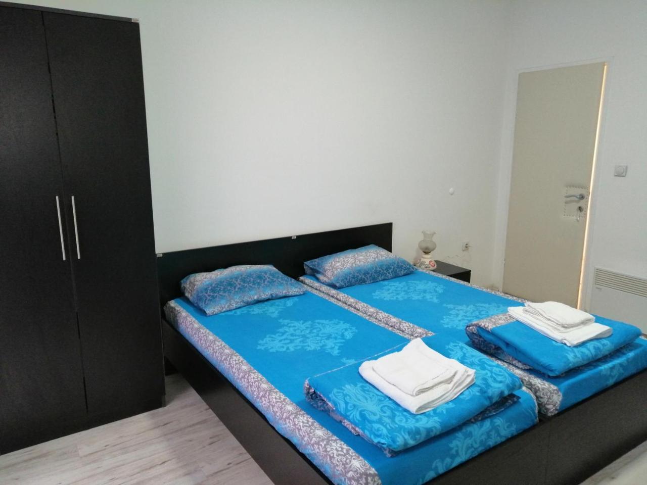 Mitic Apartmani 1 Ni Exteriér fotografie